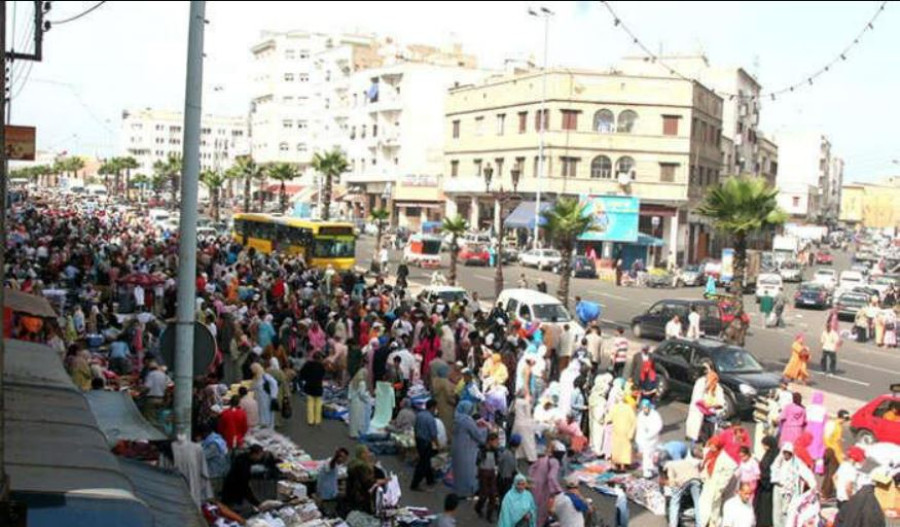 " الاقتصاد الغير نضامي في تونس : حياة كاملة خارج الاعتراف الرسمي "